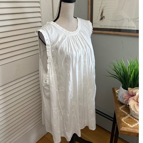 TORRID 5 Womens Blouse Challis White Embrodered Stars Ruffle Trim Boho Summer 5X - Picture 6 of 11